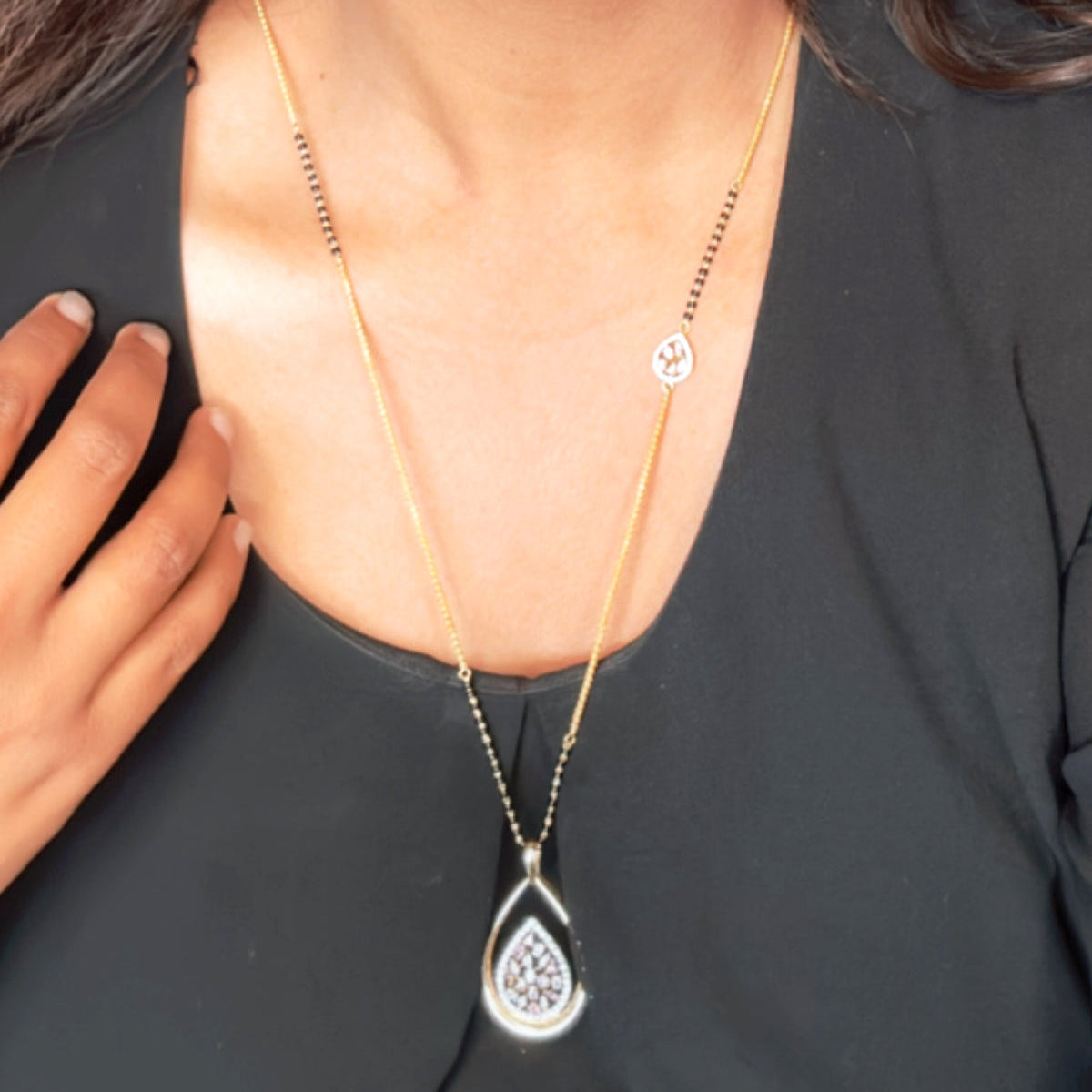 Designer mangalsutra Long with detachable pendants