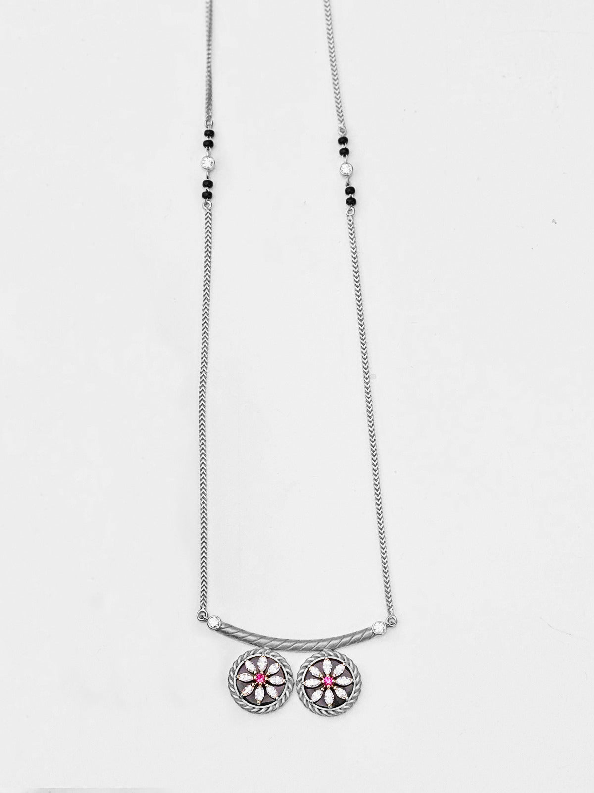 Mina Maharashtrian Vati Mangalsutra