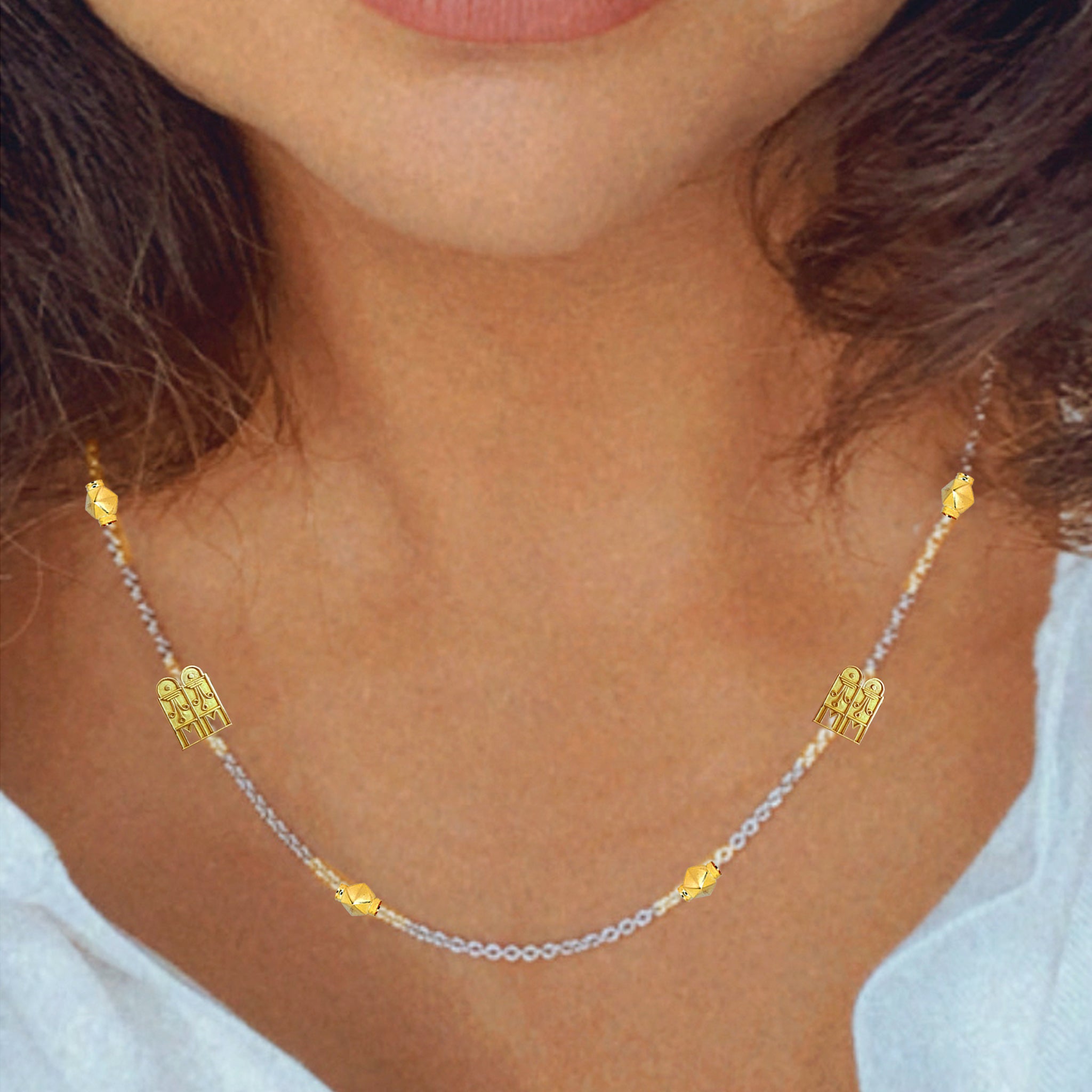 Tulsi Thali Mangalsutra