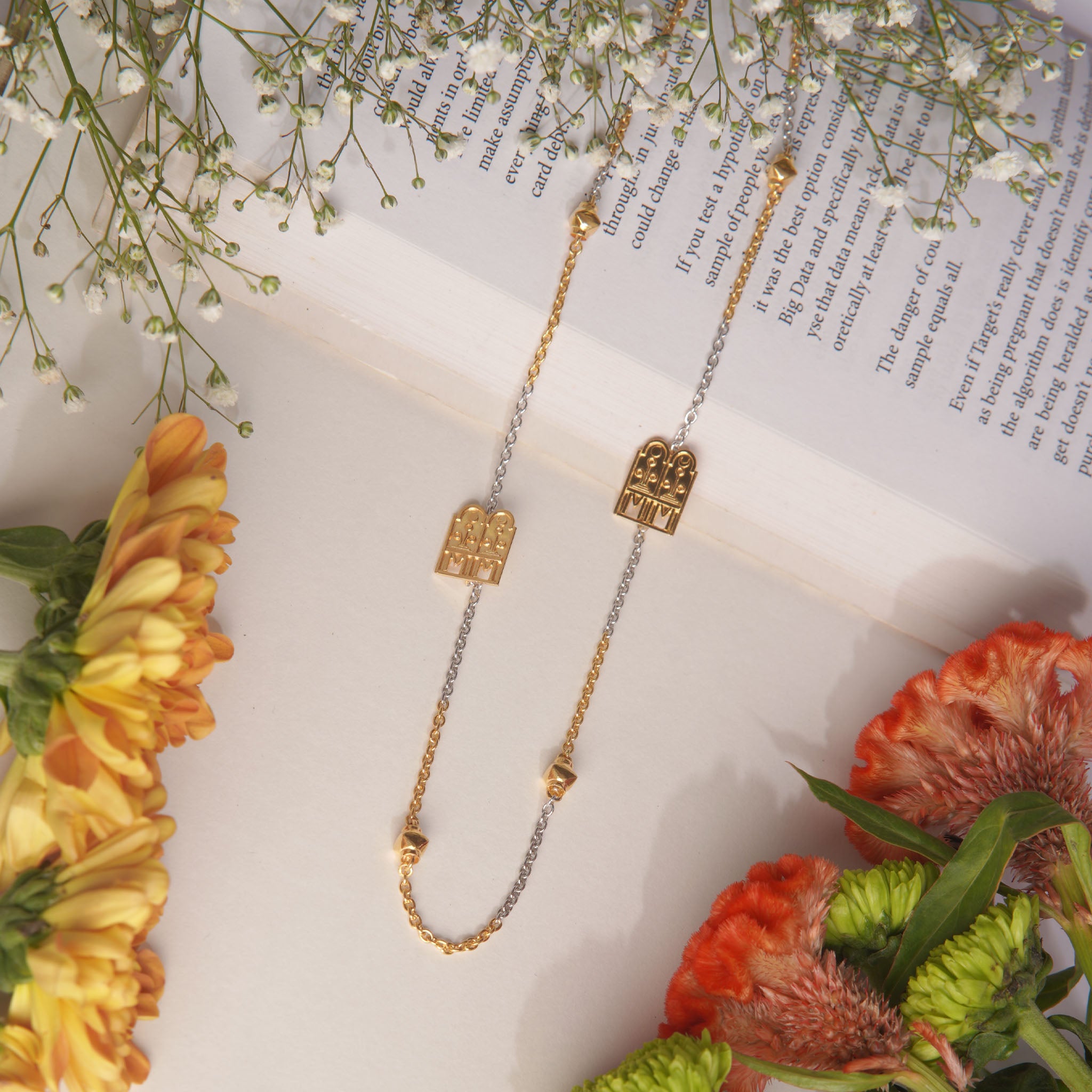 Tulsi Thali Mangalsutra