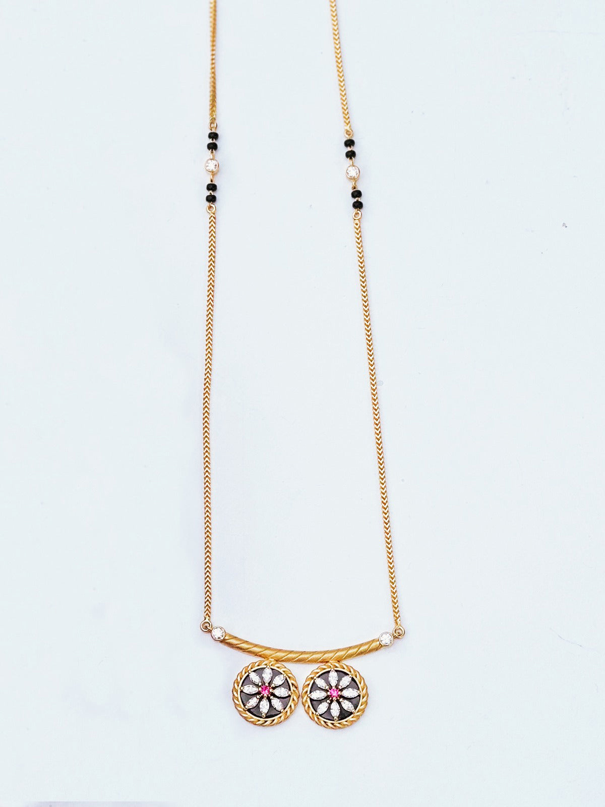 Mina Maharashtrian Vati Mangalsutra