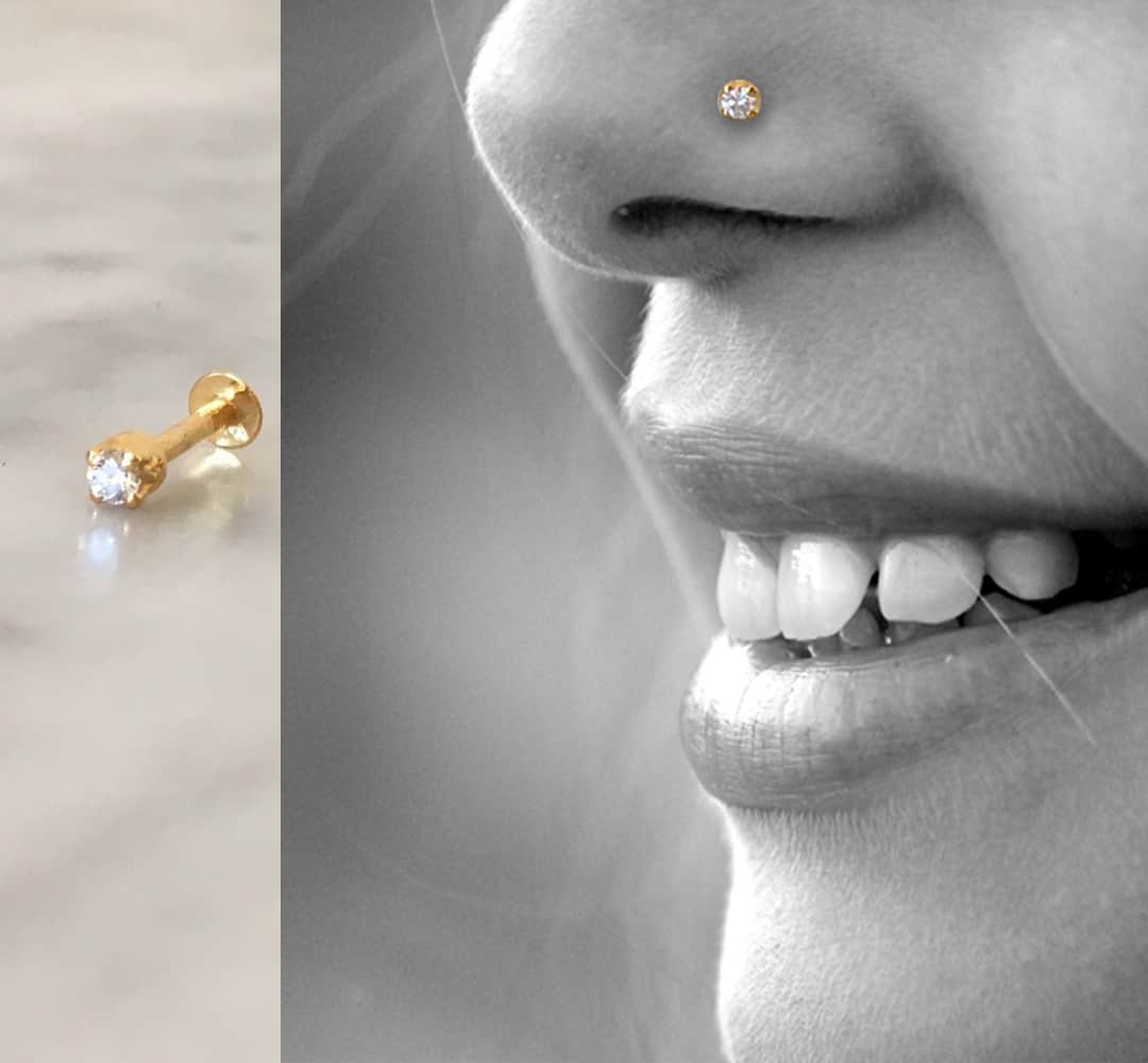 Diamond Nose Stud - Yellow Gold