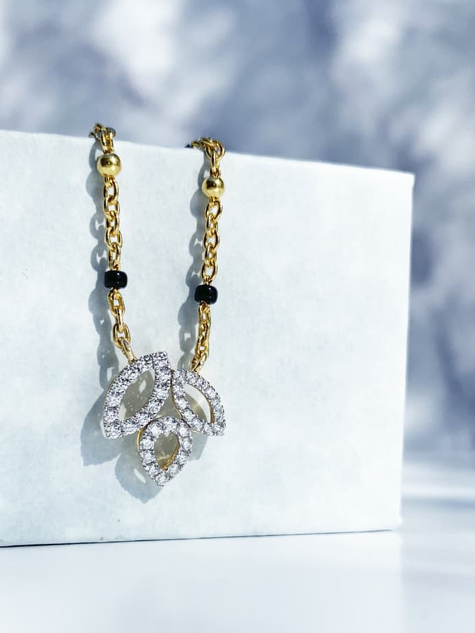 Peony Diamond Mangalsutra